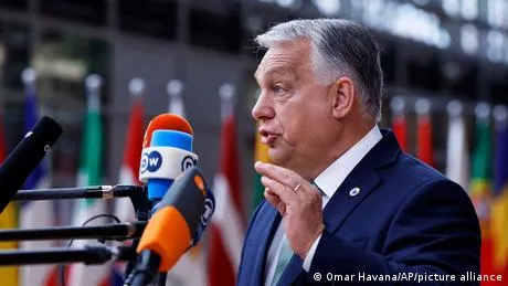 Orbans Wahlgeschenke: Zwischen Zuckerbrot und Aushungern