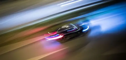 Portugal: Bestatter jubelt totem Mann Strafzettel unter