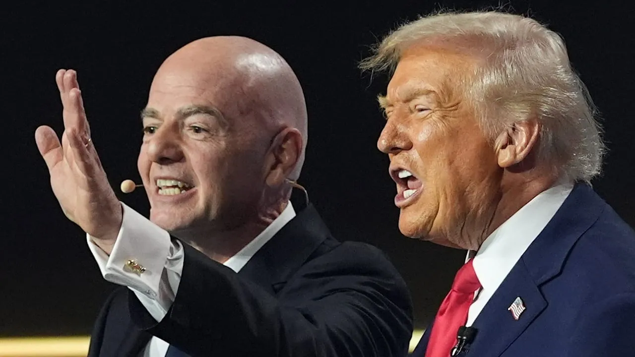 „Erniedrigend!“ ++ „Speichelleckerei“ - Weltpresse entsetzt von WM-Show für Trump!