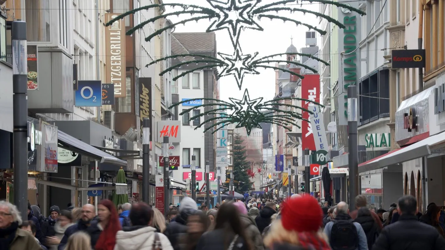 Weihnachtgeschäft: Wie Temu und Shein dem Einzelhandel vor Weihnachten zusetzen