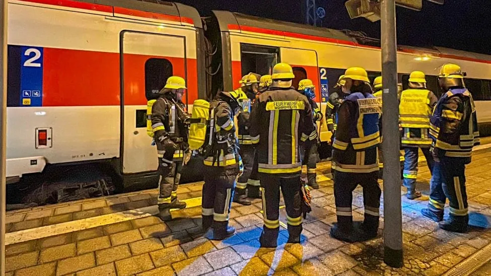 Plötzlich roch es nach Rauch - Zug mit 200 Passagieren gestoppt
