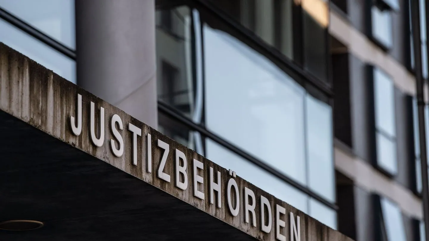 Justiz: Nach Trennung erstochen – Mordprozess in Kassel gestartet