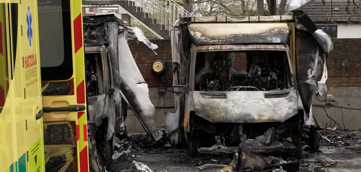 „Durchbruch in den Ermittlungen“ – Zwei Männer nach Brandanschlag in London festgenommen