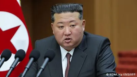 Machthaber Kim bleibt Präsident in Nordkorea