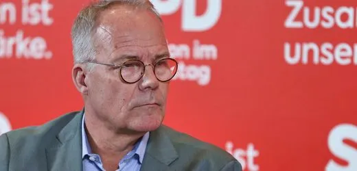 SPD-Fraktionschef Matthias Miersch kritisiert Kanzler Friedrich Merz wegen Äußerungen über Gewalt gegen Frauen