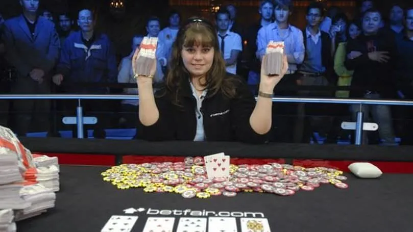 Letztes Turnier war vor 8 Jahren - Verschollene Pokerspielerin wieder aufgetaucht