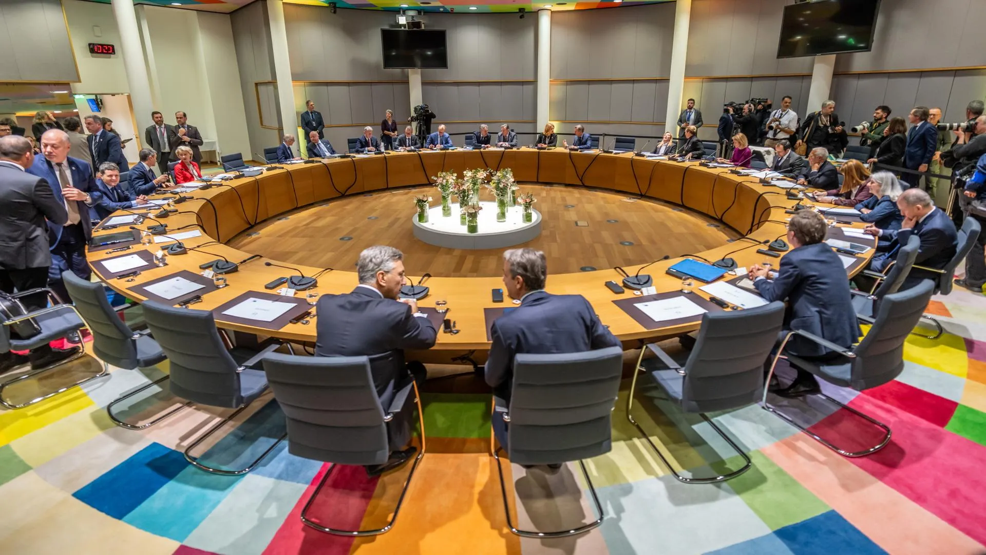 EU-Staaten beraten auf Sondergipfel über Umgang mit den USA