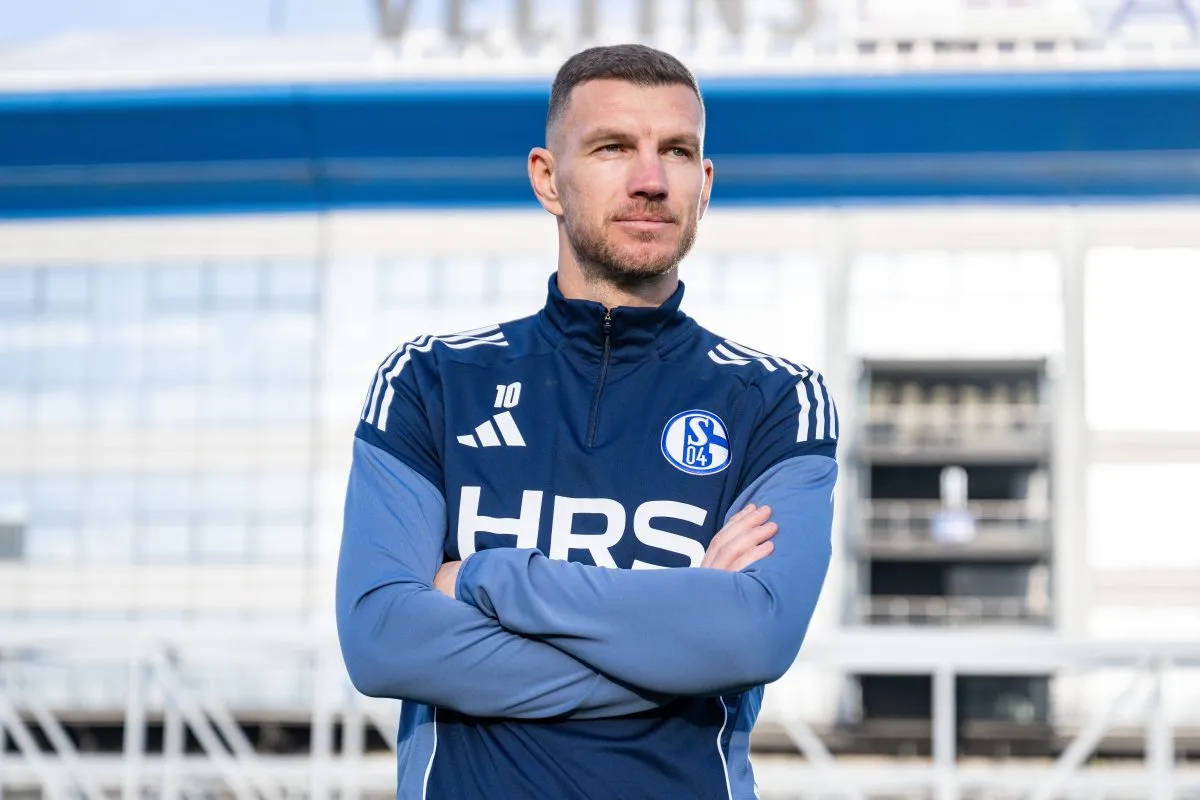Dzeko enthüllt irres Wechsel-Detail – Schalke-Fans rasten komplett aus