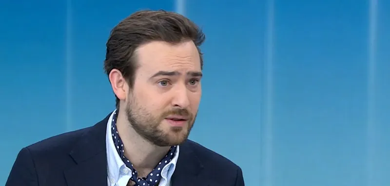 „Sehr absurde Wendung, die das Ganze zur Posse macht“