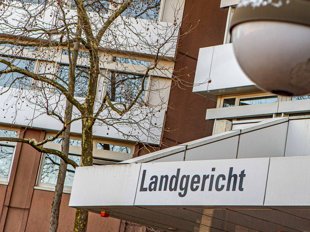 Hat ein Vater aus NRW seine Tochter (16) verkauft? Heiratsvertrag legt entsetzliche Details offen