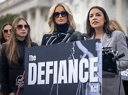 Kampf gegen Deepfake-Pornografie: Für Paris Hilton war ihr Sexvideo "Missbrauch"