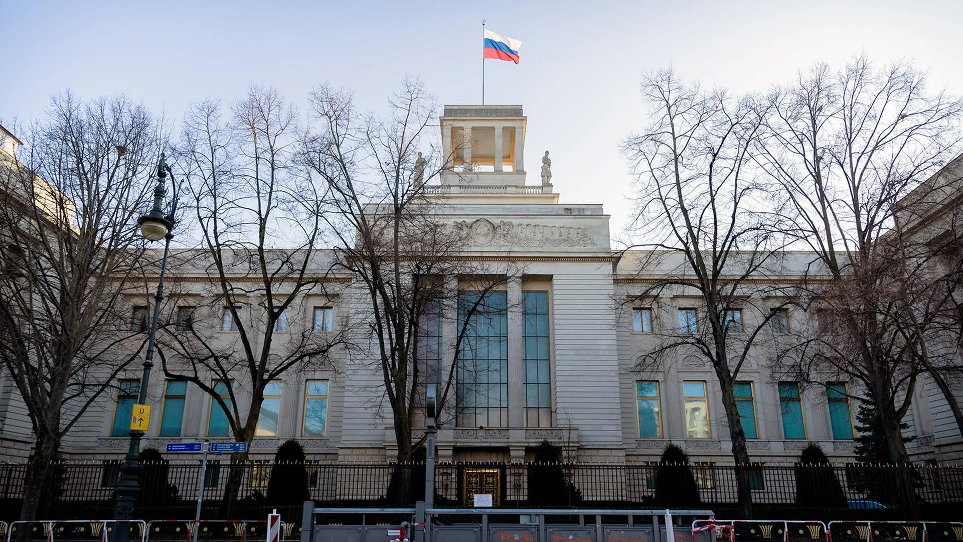 Deutschland weist russisches Botschaftsmitglied wegen Spionage-Verdacht aus