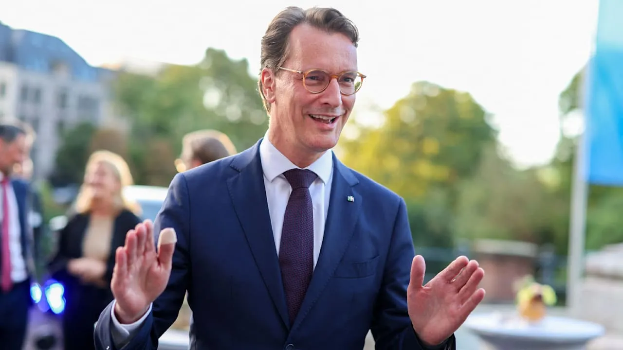 Will „so lange es geht“ Länderchef bleiben - NRW-Chef Wüst vermeidet klare Kanzler-Aussage