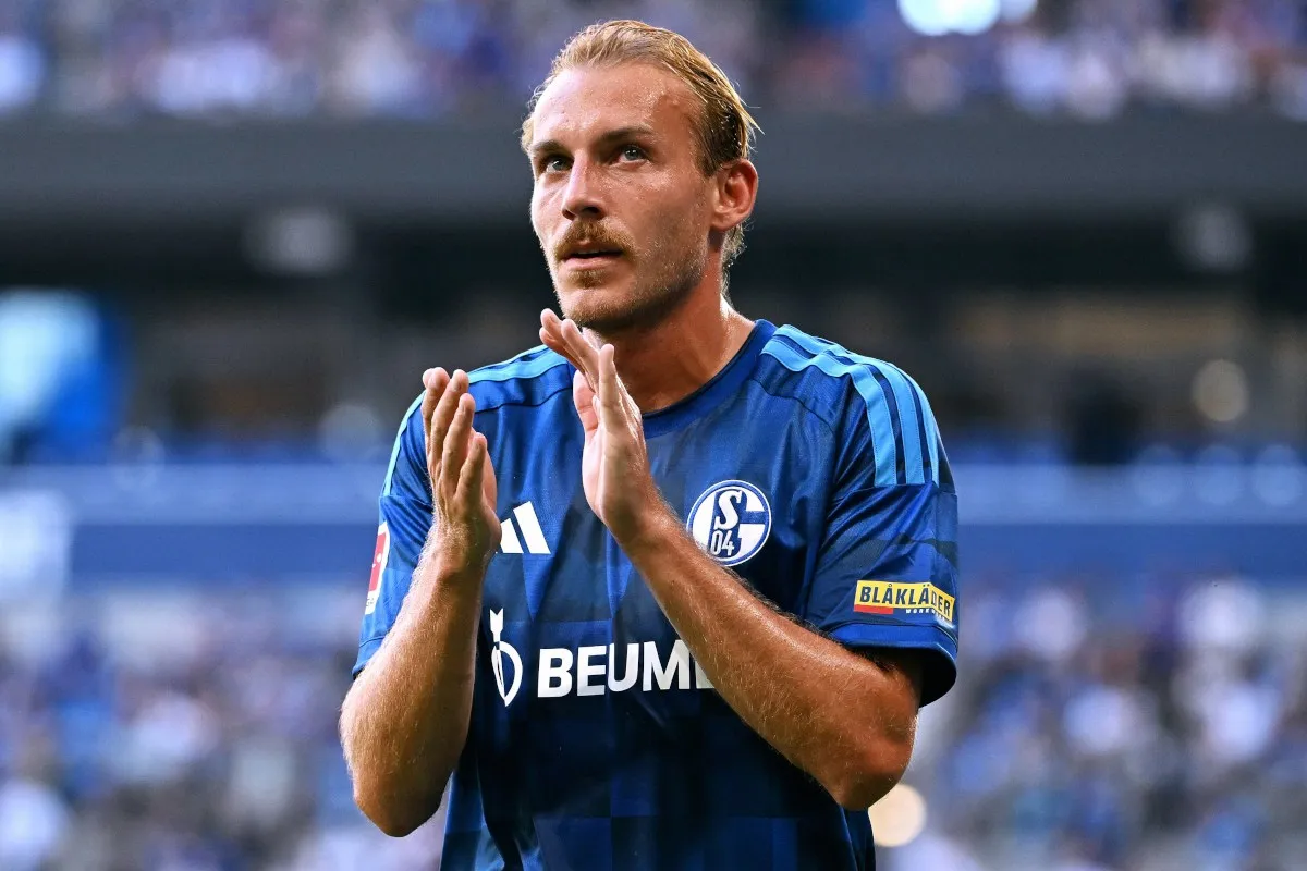 Spielerprofil Timo Becker: Ein Hochzeitsfoto für die Ewigkeit