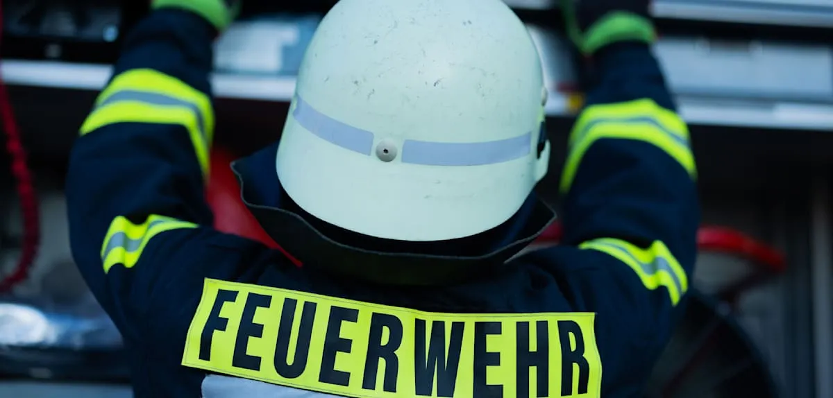 Gartenhütte brennt im Knickweg | Aurich-News