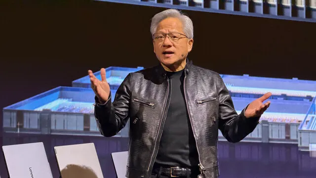 „Unverantwortlich“: Jensen Huang wirft KI-Warnern Panikmache vor