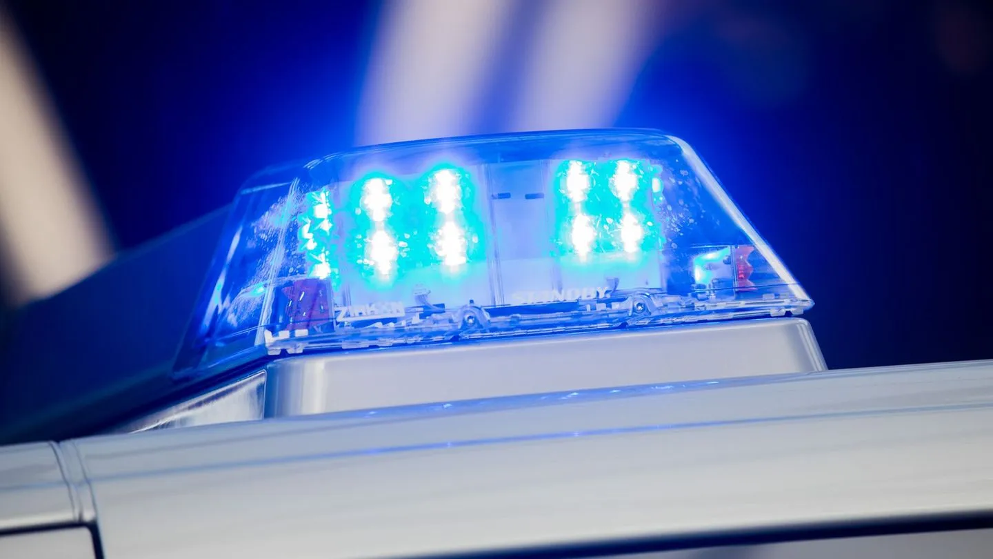 Ermittlungen laufen: 37-Jähriger wird von Polizei gefesselt – und stirbt