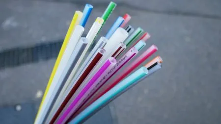 Telekom muss Leerrohre fünf Jahre lang zu festen Konditionen öffnen