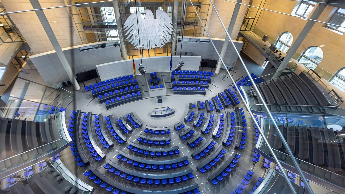 Klage von Abgeordneten: Bundesverfassungsgericht lehnt „Tempolimit“ für Gesetzgebung ab